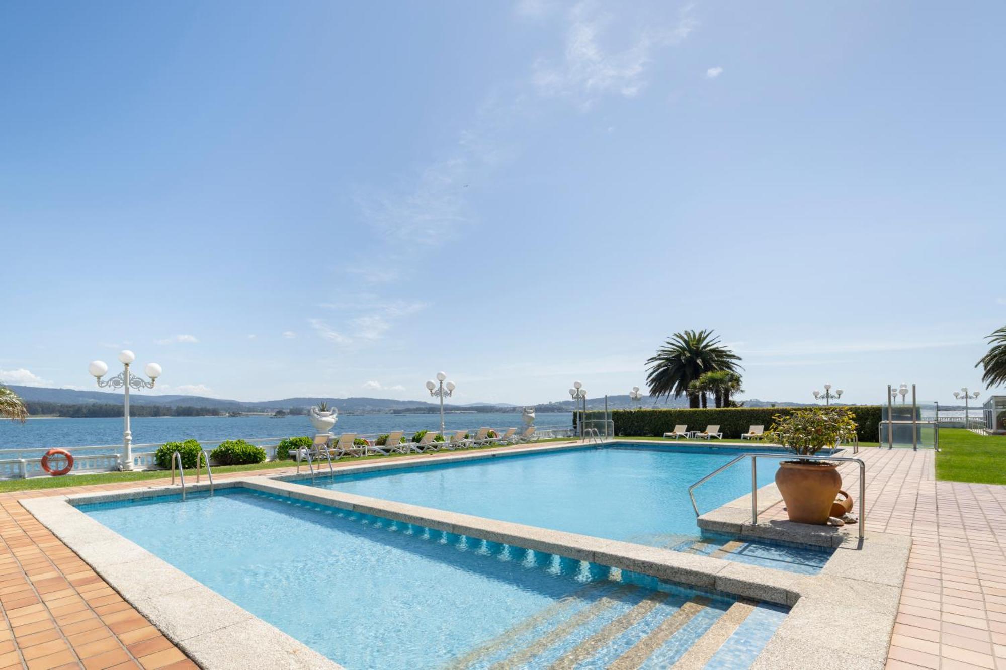 Eurostars Louxo Talaso Эль-Грове Экстерьер фото